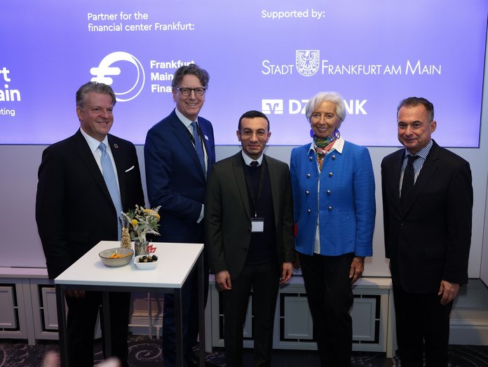 [Translate to Deutsch:] FrankfurtRheinMain Reception Davos 2024